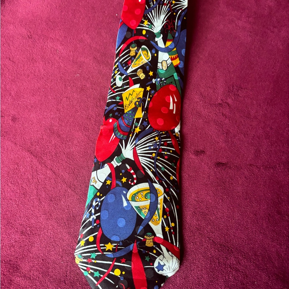 Ties in disguise 100% silk